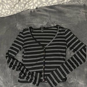 NWOT Forever 21 ribbed cropped long sleeve top